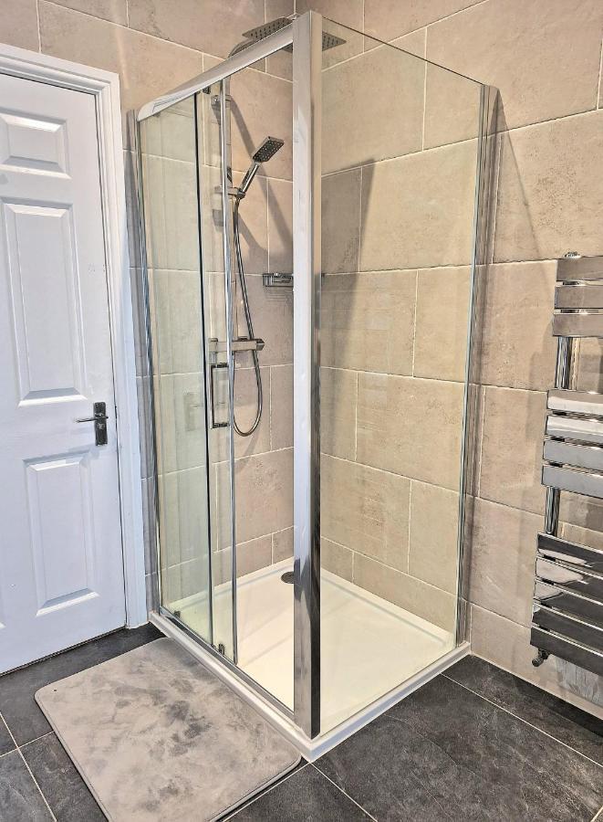Lfracombe Holiday Apartment Close To Tunnels Beaches イフラクーム エクステリア 写真