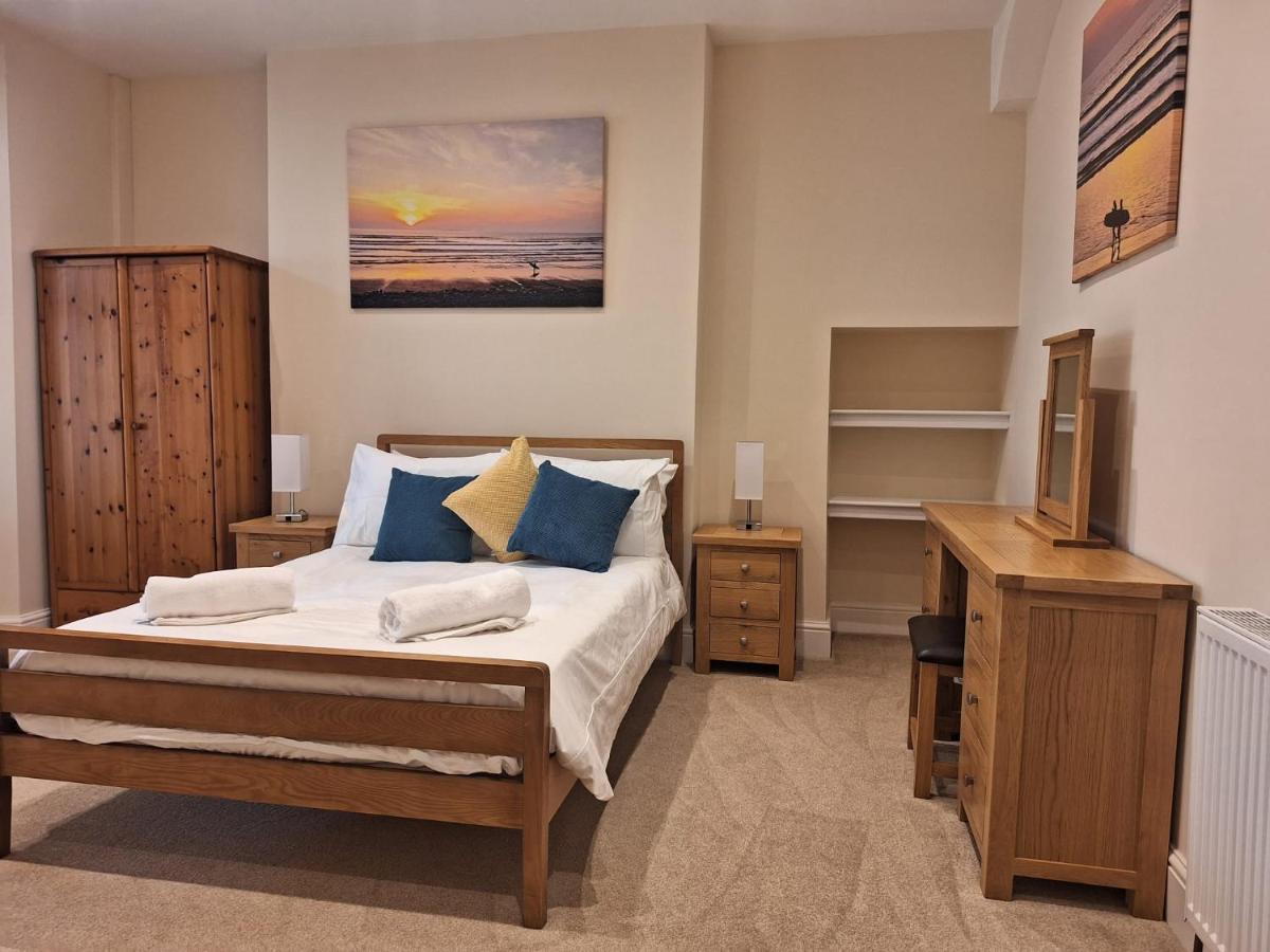 Lfracombe Holiday Apartment Close To Tunnels Beaches イフラクーム エクステリア 写真