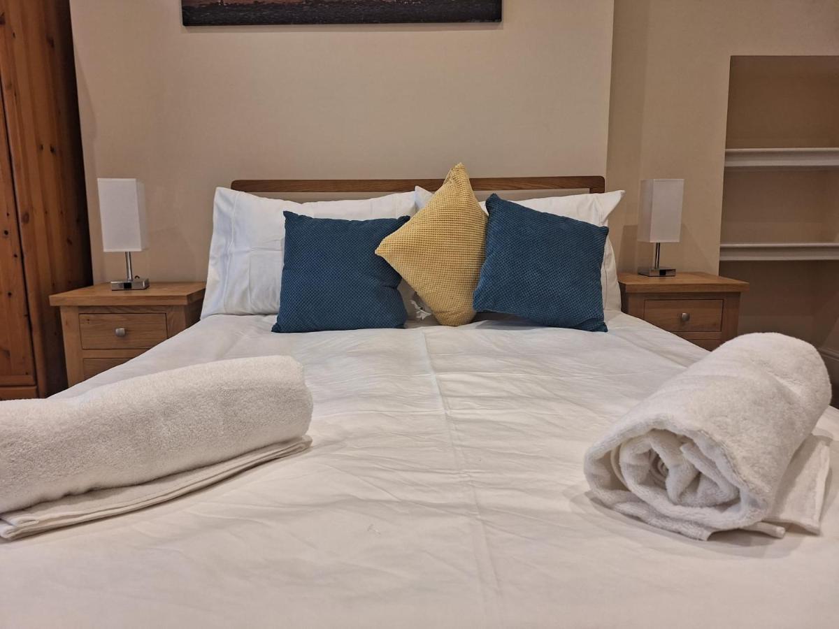 Lfracombe Holiday Apartment Close To Tunnels Beaches イフラクーム エクステリア 写真